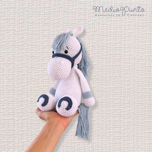 Caballito · Blanco con Cabello Azul Cielo