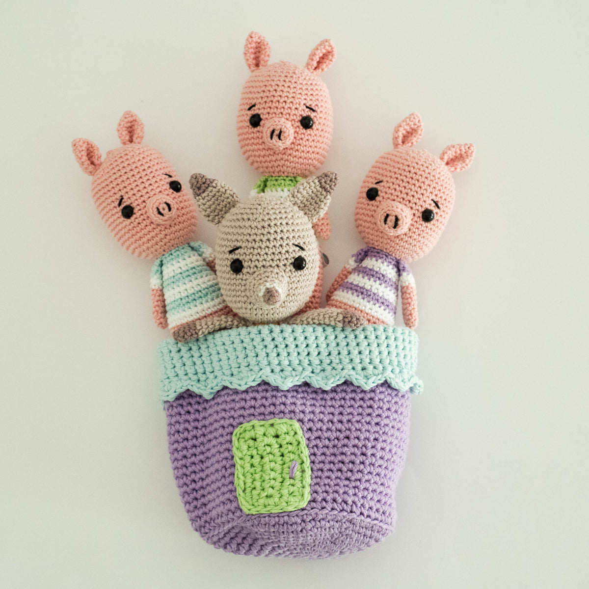 Los 3 Cochinitos y el Lobo